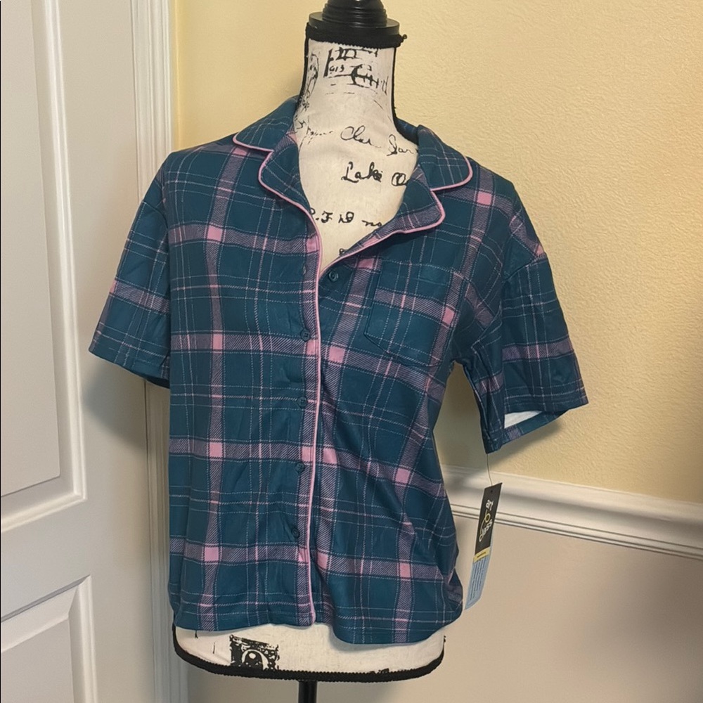 NWT art class sleep wear top Blue and Pink Plaid Button-Up Shirt